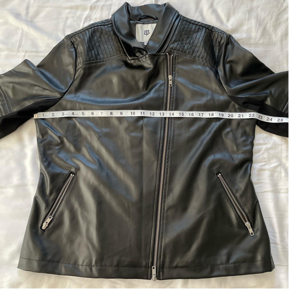 Outerwear - Picture 6 of 8